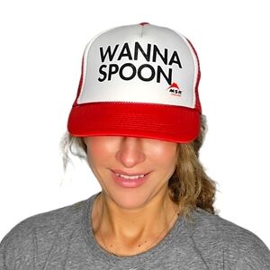 Nissun WANNA SOON Trucker Mesh Cap One Size Plastic Snapback White Red